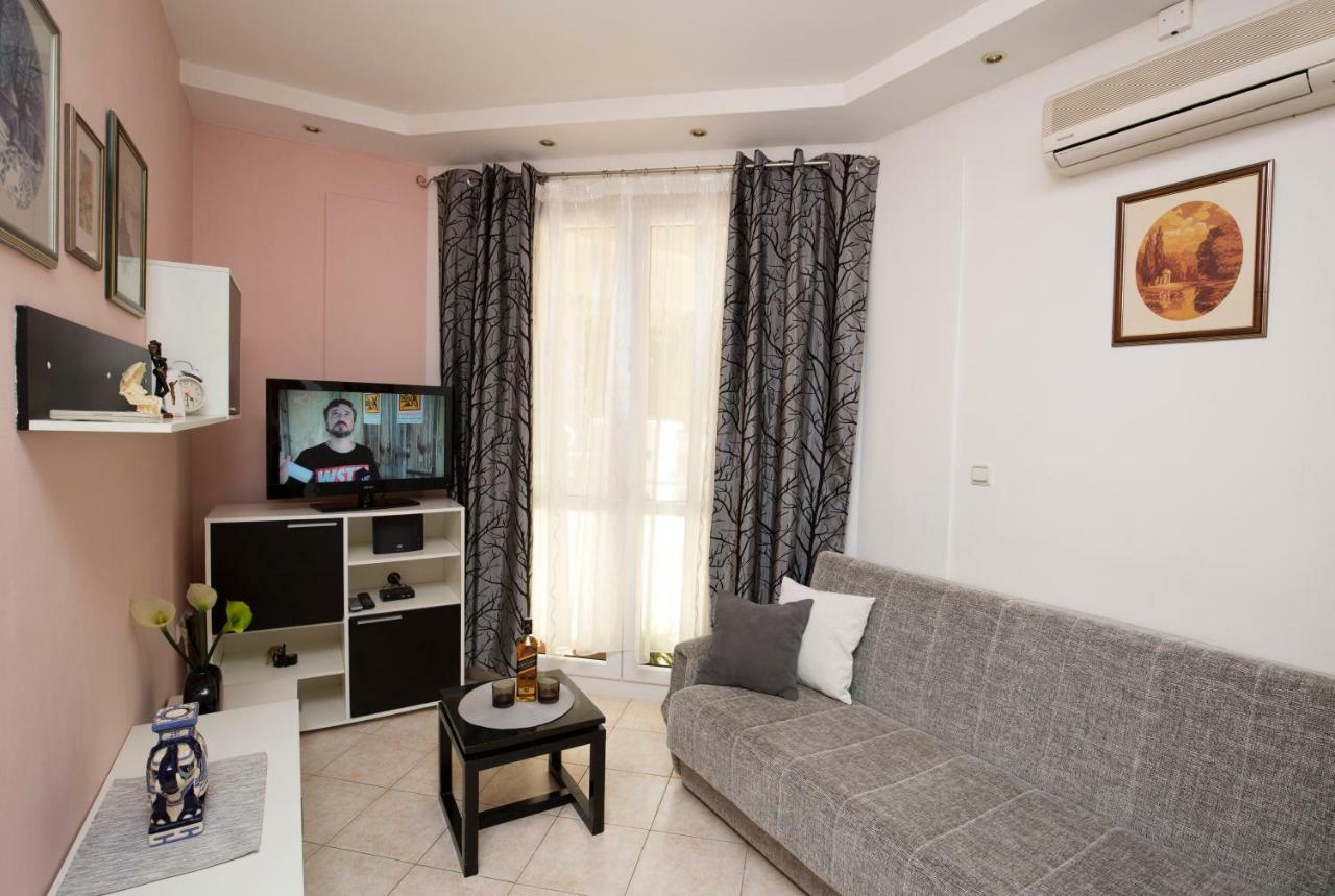 Apartman Roza Omiš Extérieur photo